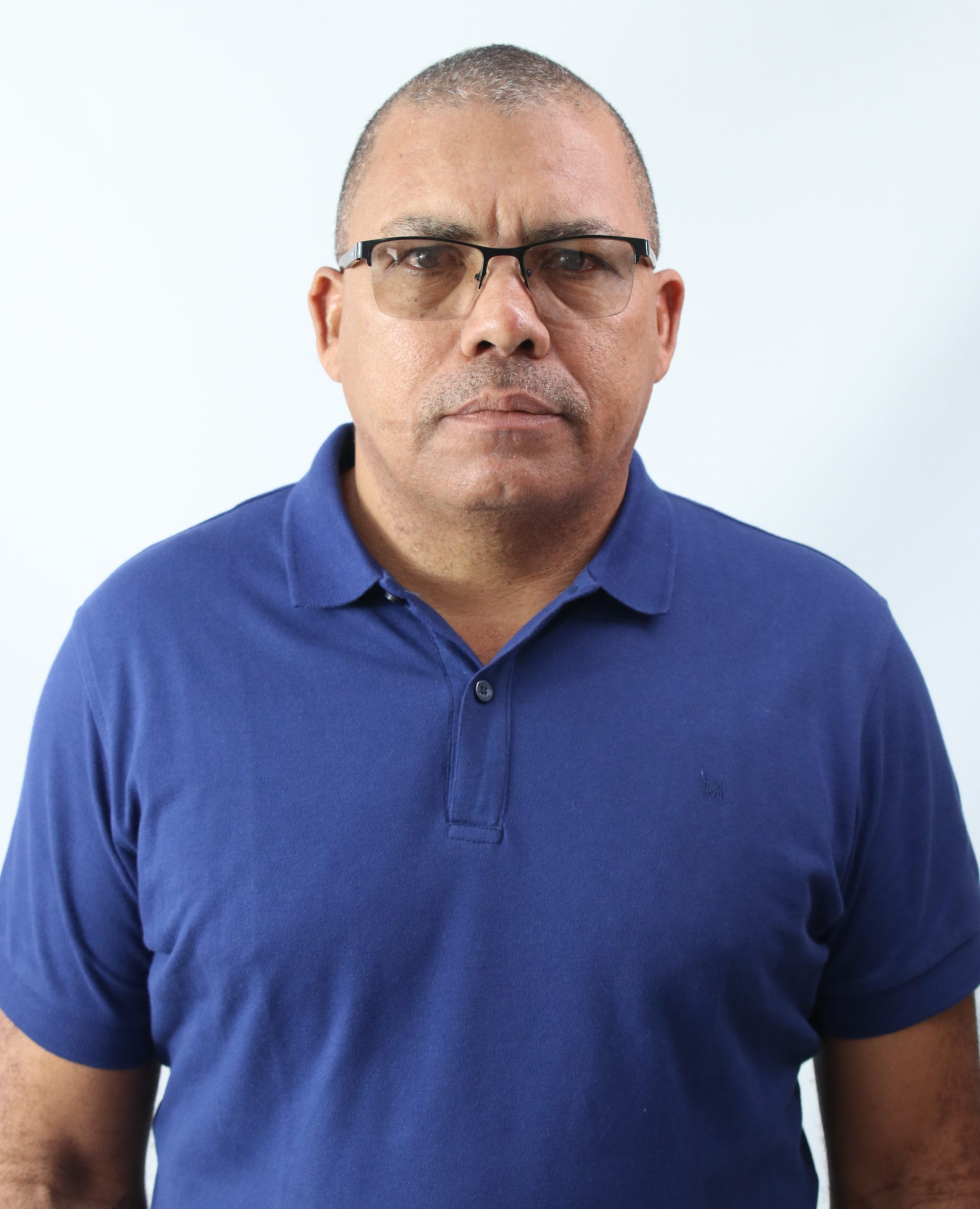 LEÔNIO TARGINO DA SILVA